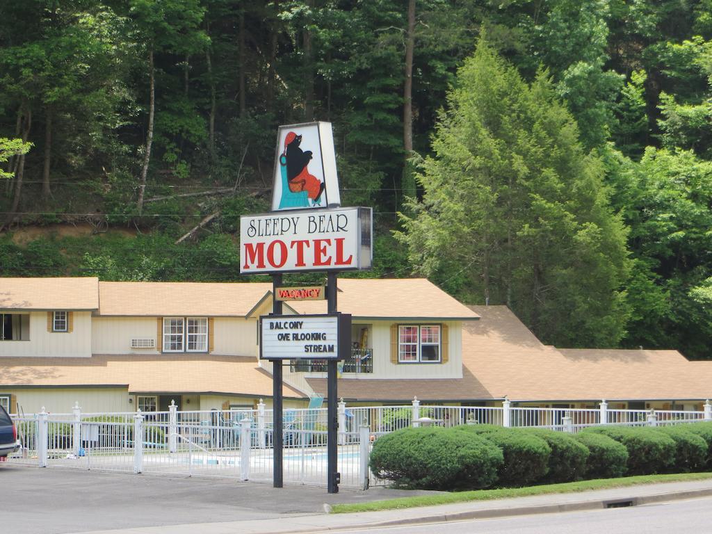 Sleepy Bear Motel Gatlinburg Exterior photo