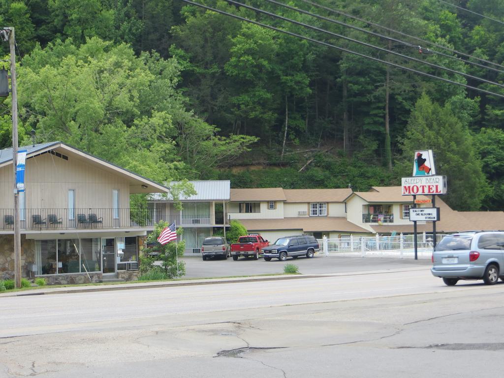 Sleepy Bear Motel Gatlinburg Exterior photo